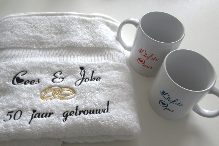 50 jaar getrouwd cadeau met namen - Gepersonaliseerd Cadeau - In-house Geborduurd