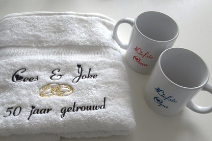 50 jaar getrouwd cadeau met namen - Gepersonaliseerd Cadeau - In-house Geborduurd
