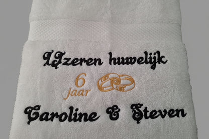 IJzeren huwelijk cadeau | 6 jaar getrouwd - Gepersonaliseerd Cadeau - In-house Geborduurd