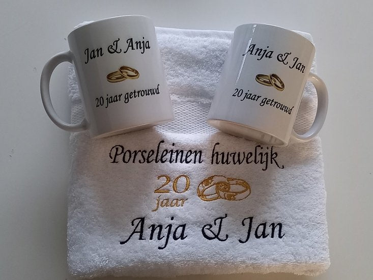 Porselein huwelijk cadeau | 20 jaar getrouwd - Gepersonaliseerd Cadeau - In-house Geborduurd