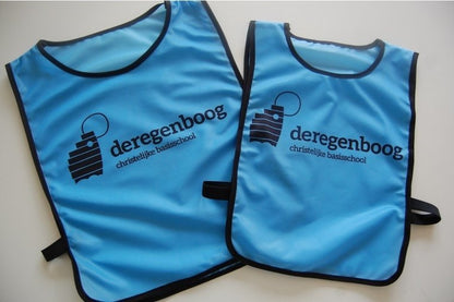 Kleding met logo - Gepersonaliseerd Cadeau - In-house Geborduurd
