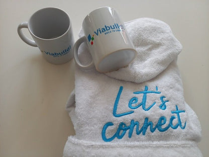 Koffiemok met Logo - Gepersonaliseerd Cadeau - In-house Geborduurd