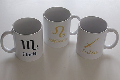 Koffiemok met Naam en Sterrenbeeld - Gepersonaliseerd Cadeau - In-house Geborduurd