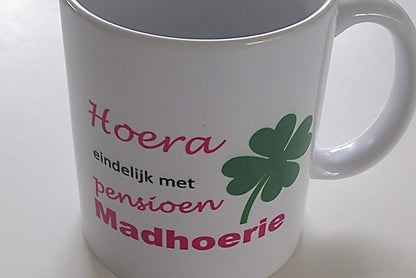 Koffiemok met Naam Pensioen - Gepersonaliseerd Cadeau - In-house Geborduurd