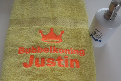 Badlaken met naam en afbeelding - Gepersonaliseerd Cadeau -Geborduurd
