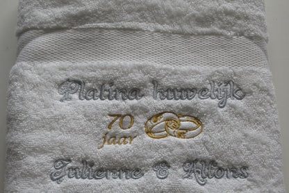 Platina huwelijk cadeau | 70 jaar getrouwd - Gepersonaliseerd Cadeau -  Geborduurd