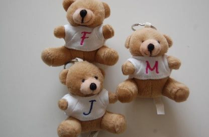 Knuffelbeer sleutelhanger - Gepersonaliseerd Cadeau - In-house Geborduurd