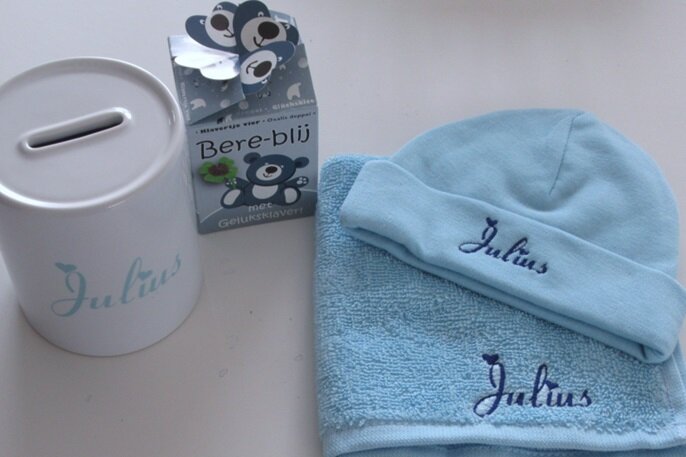 Spaarpot met Naam en Afbeelding – Bedankt Cadeau - Gepersonaliseerd Cadeau - In-house Geborduurd