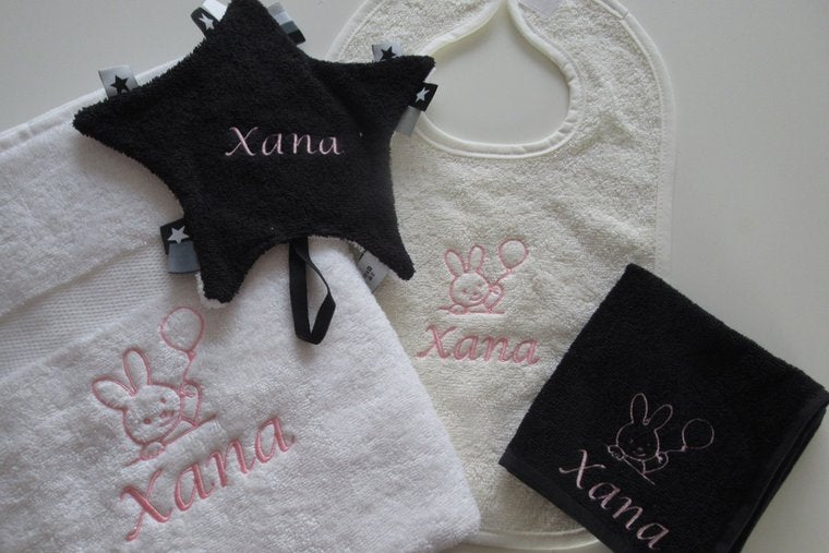 Spuugdoekjes met naam - Gepersonaliseerd Cadeau - In-house Geborduurd