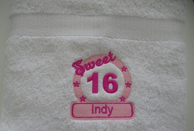 Sweet 16 cadeau cadeau met naam - Gepersonaliseerd Cadeau - In-house Geborduurd