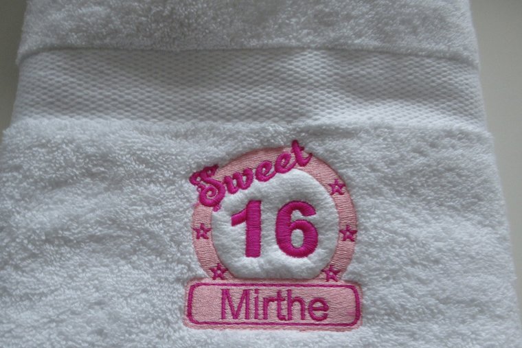 Sweet 16 cadeau cadeau met naam - Gepersonaliseerd Cadeau - In-house Geborduurd