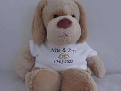 Huwelijksknuffel met Namen & Trouwringen Bruin - Gepersonaliseerd Cadeau - In-house Geborduurd