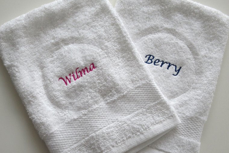 Washand met naam - Gepersonaliseerd Cadeau - In-house Geborduurd