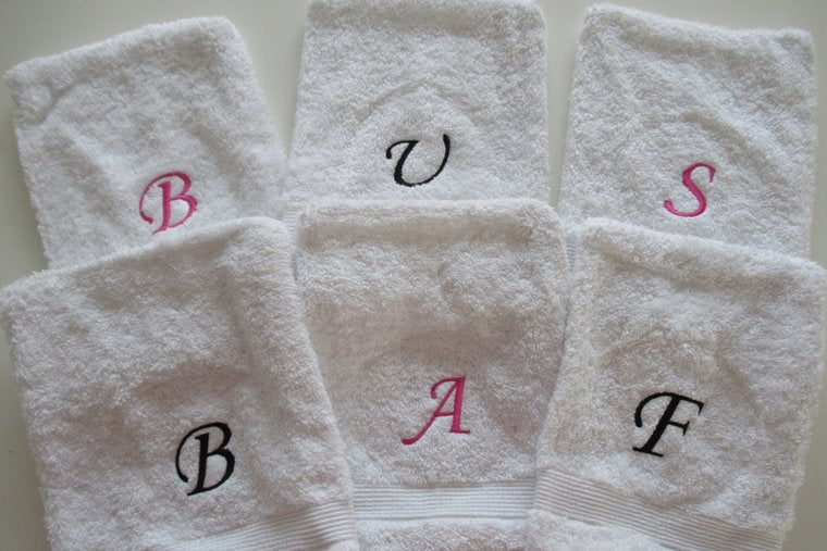 Washand met naam - Gepersonaliseerd Cadeau - In-house Geborduurd