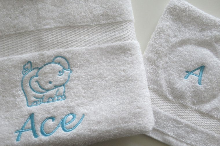 Washand met naam - Gepersonaliseerd Cadeau - In-house Geborduurd