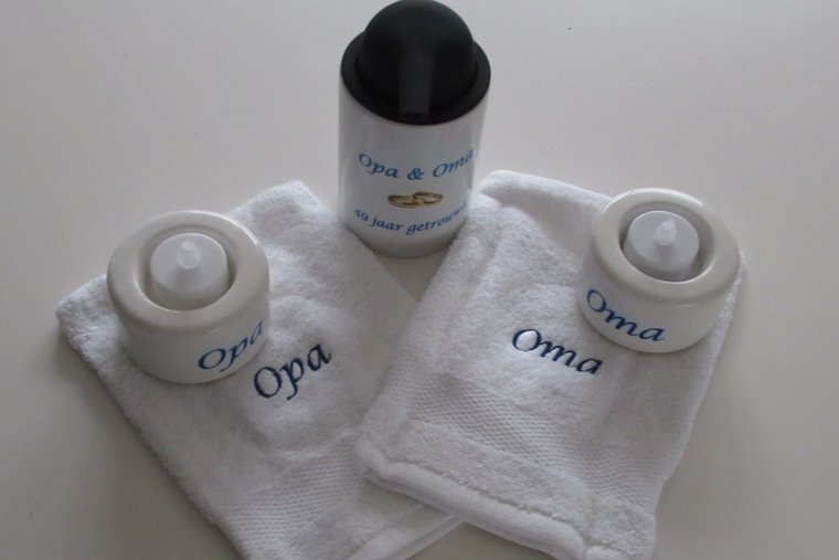 Jubileum Zeeppomp met Namen - Gepersonaliseerd Cadeau - In-house Geborduurd