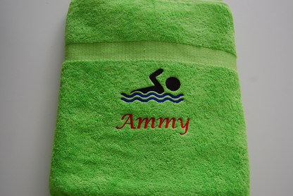 Zwemmer Handdoek met Naam - Cadeau voor Zwemmers - Gepersonaliseerd Cadeau - In-house Geborduurd